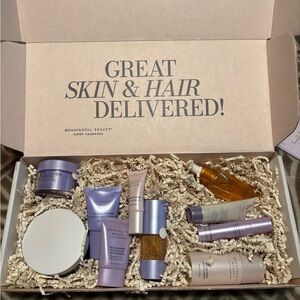 Meaningful beauty by Cindy Crawford 10 piece starter kit.
